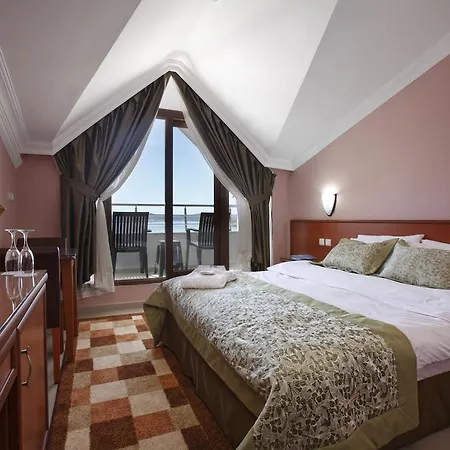 Halic Park Resort